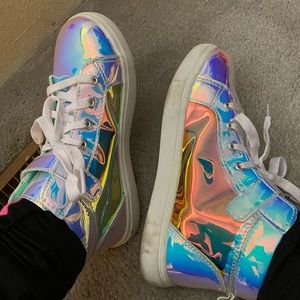 Prism film sneakers